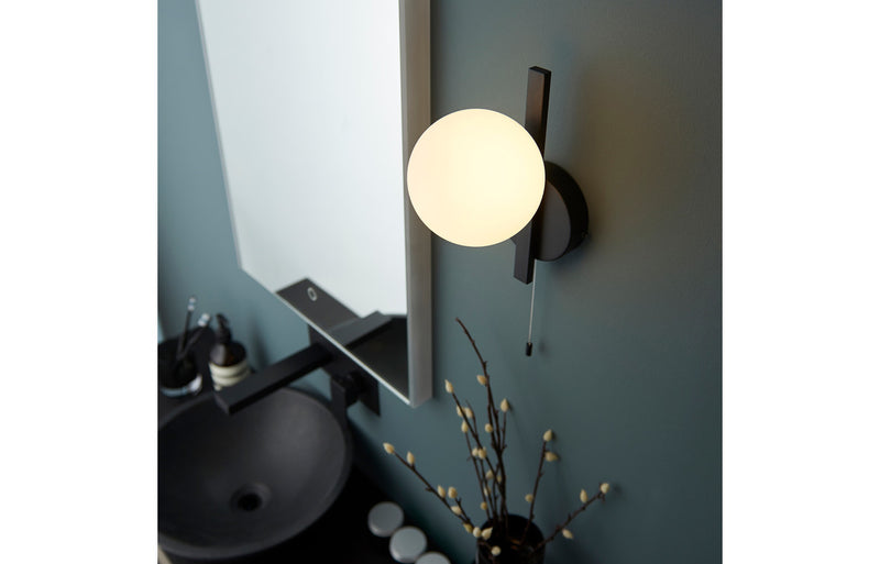 Titus Wall Light - Matt Black