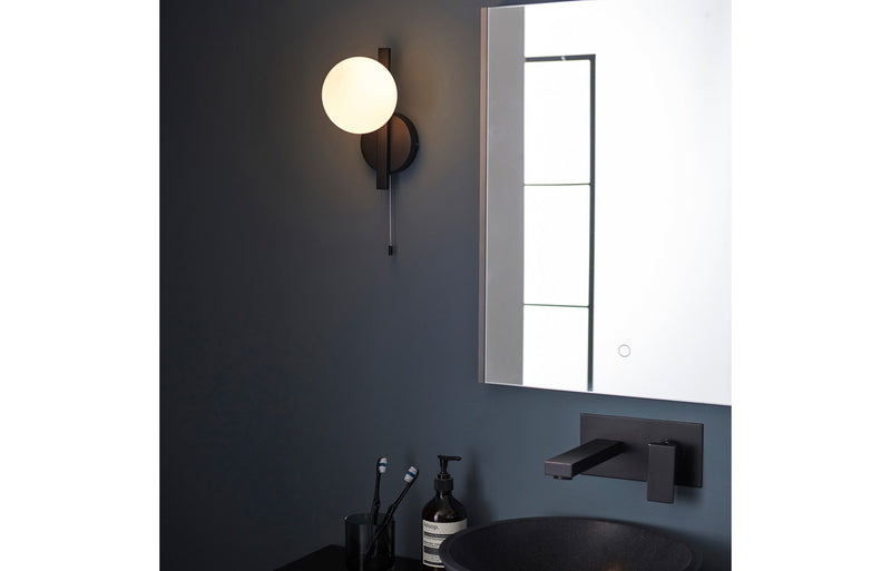 Titus Wall Light - Matt Black